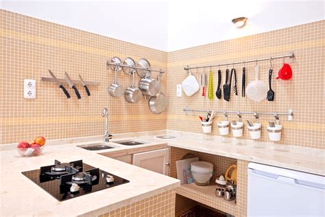 Sprzęty do kuchni na wymiar - masz szansę, by zadbać o standard pomieszczenia kuchennego w swoim mieszkaniu! maj 2023
