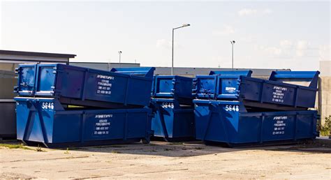 Wywóz odpadów i sprawdzone kontenery na gruz w Warszawie marzec